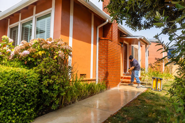 Best Pressure Washing Contractors  in Beloit, OH