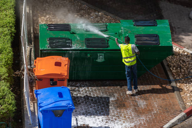 Best Sidewalk Pressure Washing  in Beloit, OH
