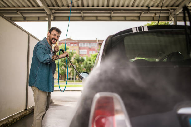 Best Garage Pressure Washing  in Beloit, OH